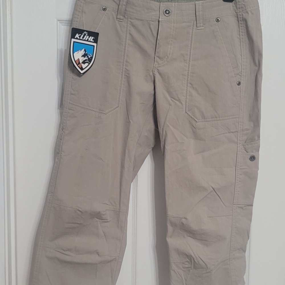 Kuhl Boulder Kapri Light Khaki Women's size 4 capri pants NWT